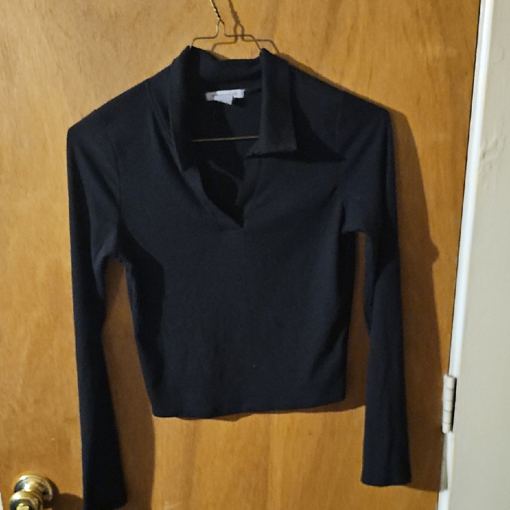 Caution To The Wind Black V-Neck Crop Top